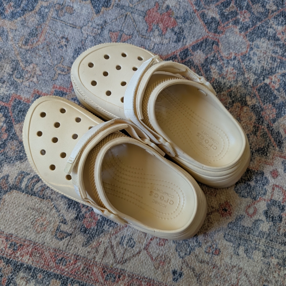 Crocs Hiker Xscape Clogs - Picture 2 of 4